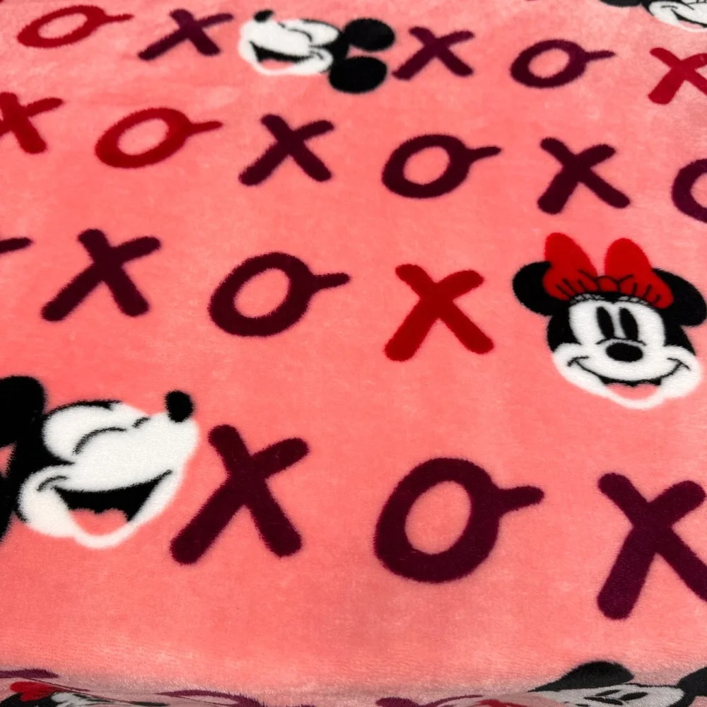 Disney Mickey Minnie Mouse XOXO Pink Plush Throw Blanket The Big One 60x68